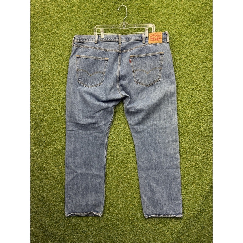 Levis 501 Jeans Mens 44x32 Light Wash Denim Button Fly Casual Workwear